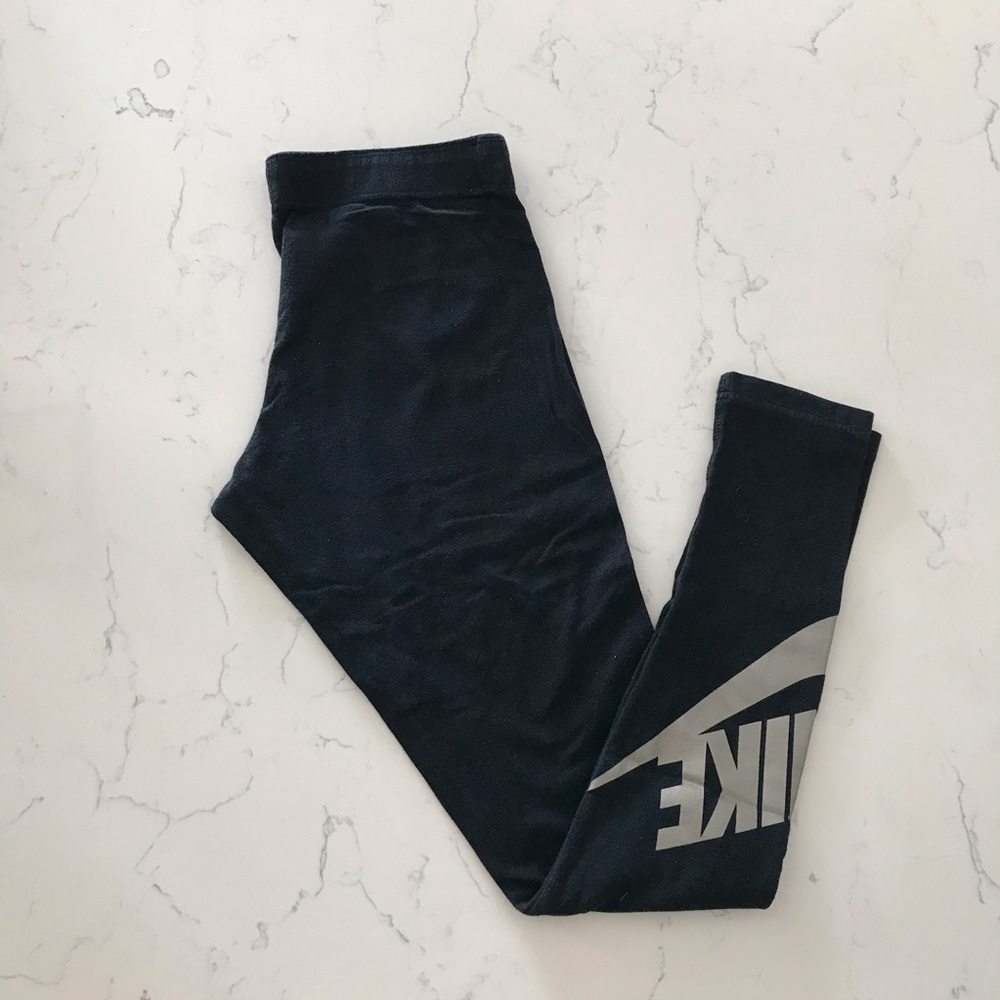 Nike black leggings